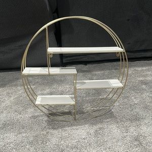Circle wall shelf